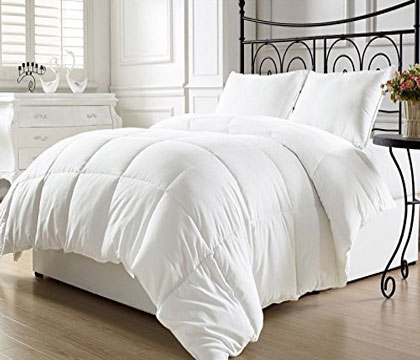 KingLinen White Down Alternative Comforter