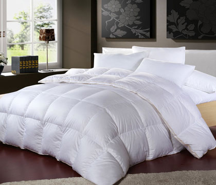 Luxurious 1200 thread count goose down comforter